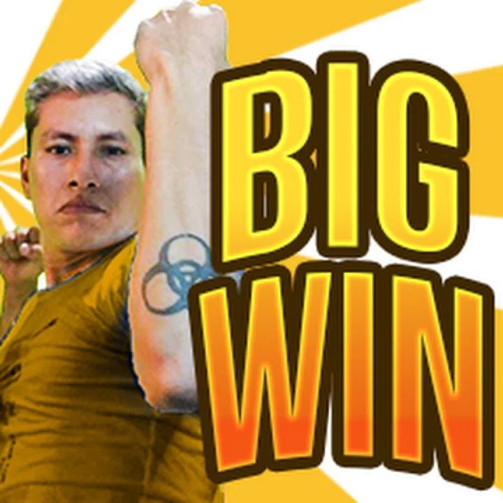 ElCharaPa con el puño en alto junto al texto BIG WIN en amarillo